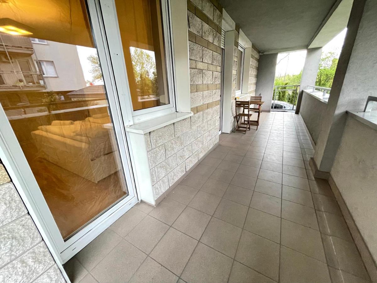 Ferienwohnung Apartament Park Zakrzowek Krakau Exterior foto